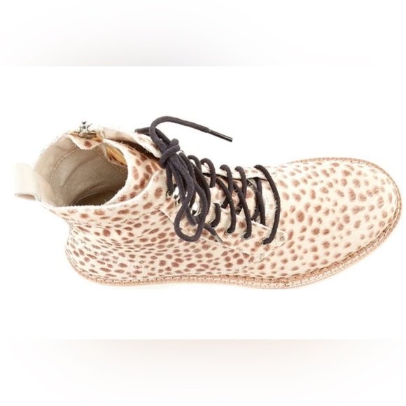 Dolce Vita Avena animal print calf hair Chukka lace up boot size 7.. NIB.. - Picture 5 of 11
